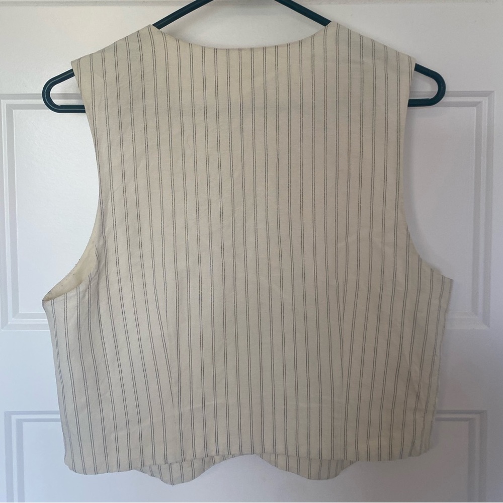 H&M Vest - Picture 2 of 3